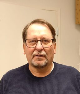 Kasvokuva hallitusehdokas Tapio Riekistä